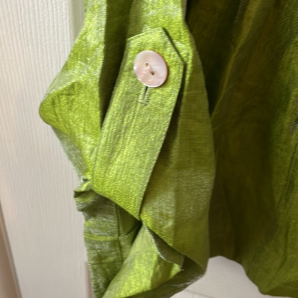 Top/Jacket by Linear - Picture 5 of 6